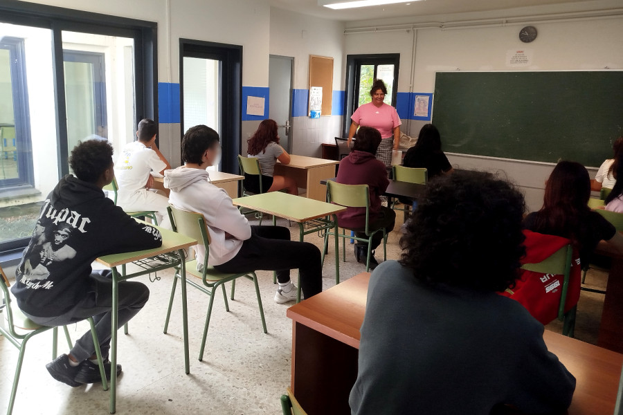 Niñas, niños y adolescentes del centro ‘Montealegre’ de Ourense participan en una jornada cultural de la Plataforma de Infancia de Galicia