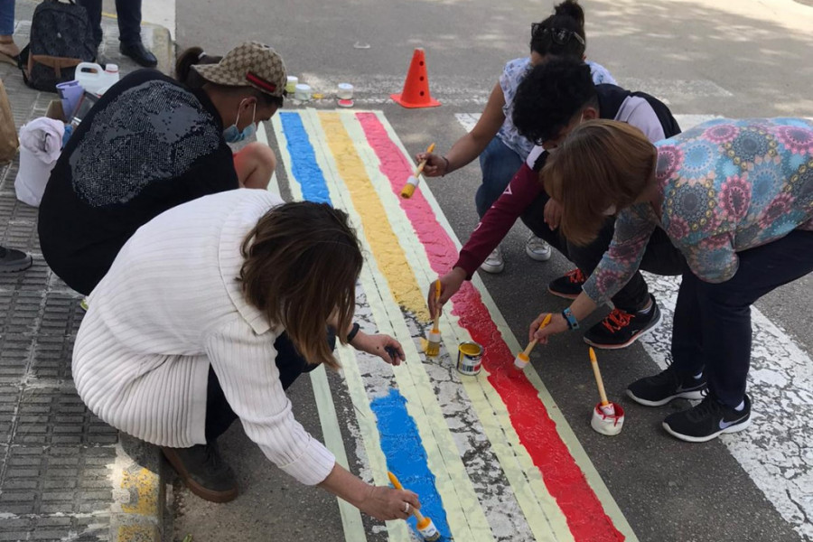 Jóvenes atendidos en varios centros de Fundación Diagrama realizan diversas actividades con motivo del Día Internacional del Orgullo LGBT  