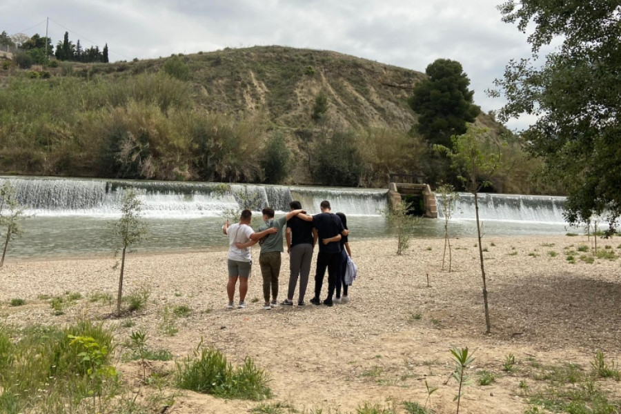 Los menores atendidos en los centros ‘Arrui’ y ‘Alea’ de Molina de Segura (Murcia) completan con éxito la ruta de las norias de la localidad de Abarán