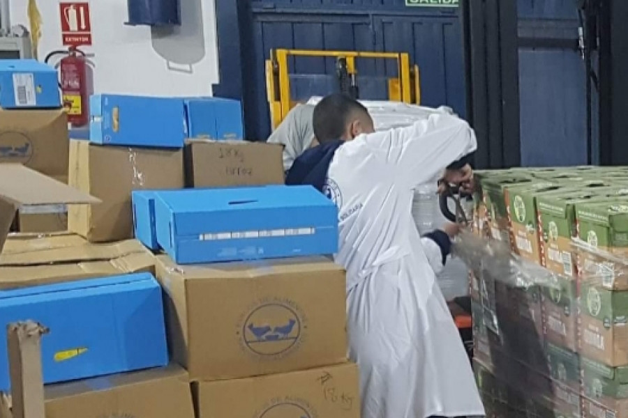 Los menores atendidos en el centro ‘Ciudad de Melilla’ participan en una acción de voluntariado con el Banco de Alimentos de la ciudad. Fundación Diagrama. Melilla 2018.