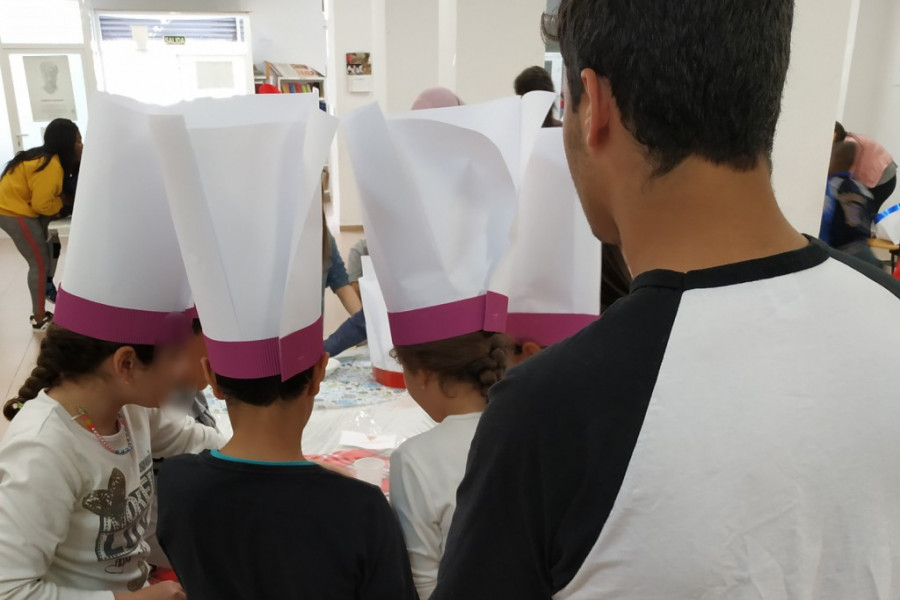 Los menores atendidos en el centro ‘El Palmeral’ colaboran en varias jornadas de voluntariado con la Fundación Elche Acoge. Fundación Diagrama. Comunidad Valenciana 2019. 