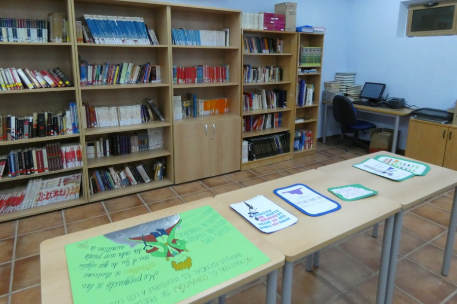 Los jóvenes atendidos en el centro ‘La Cañada’ de Fernán Caballero (Ciudad Real) celebran el Día del Libro. Fundación Diagrama. Castilla-La Mancha 2018.