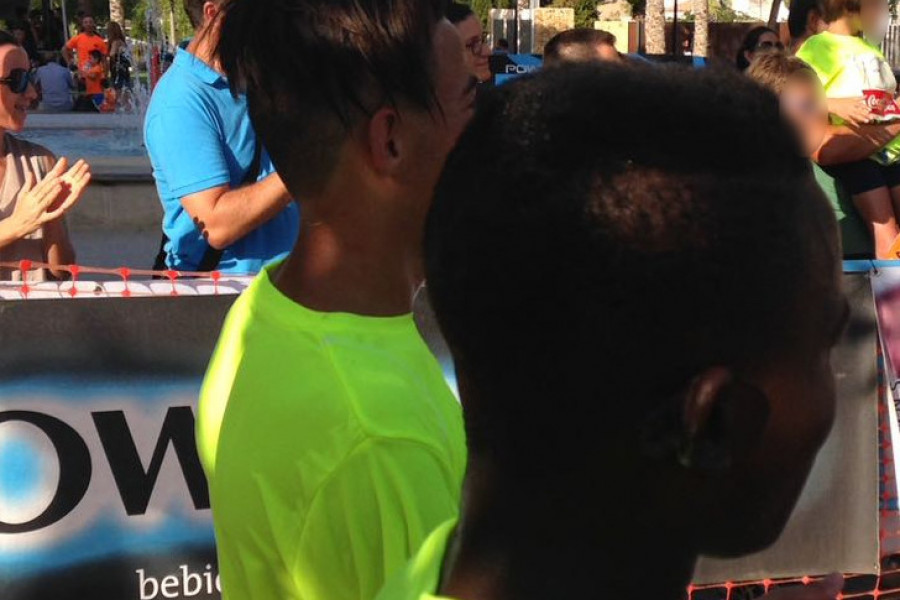 Jóvenes atendidos en el centro de acogida ‘Lucentum’ de Alicante participan en la Xtrem Running Race de El Campello