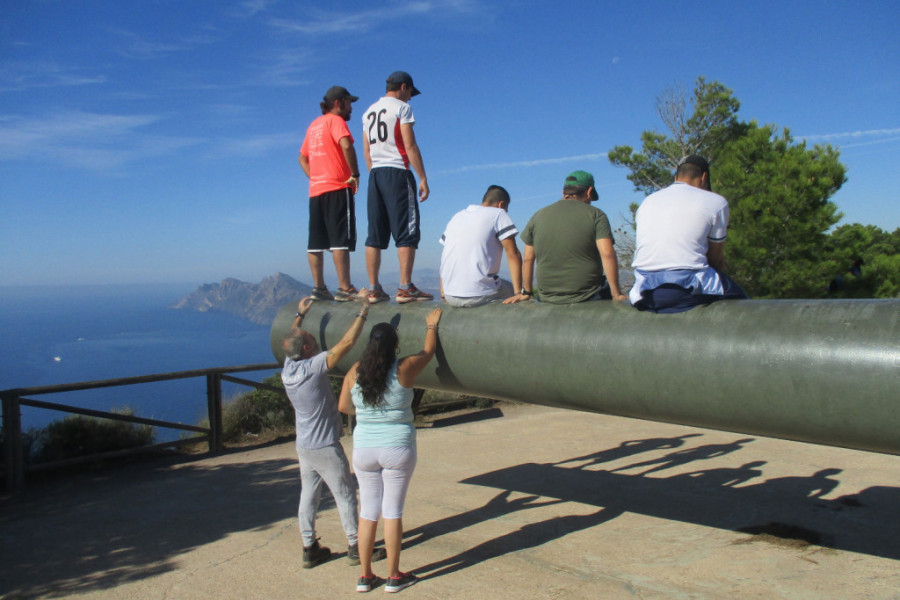 Las personas atendidas en el centro ‘Cristo de los Mineros’ de La Unión realizan una ruta de senderismo por las principales zonas de la Sierra Minera. Fundación Diagrama. Murcia 2019. 