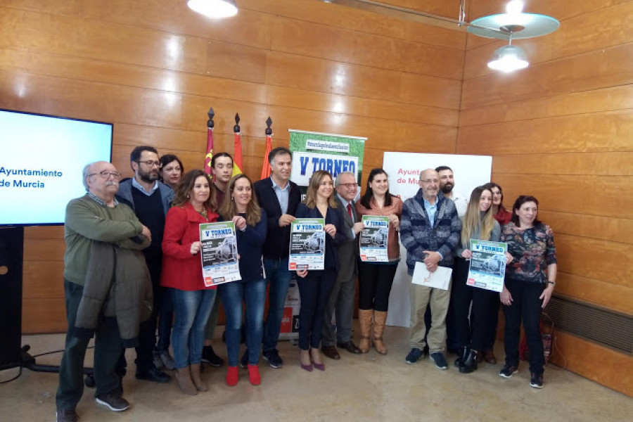 Las personas atendidas en el centro de día ‘Heliotropos’ participan en el V Torneo de Fútbol en Red por la Inclusión. Fundación Diagrama. Murcia 2019.