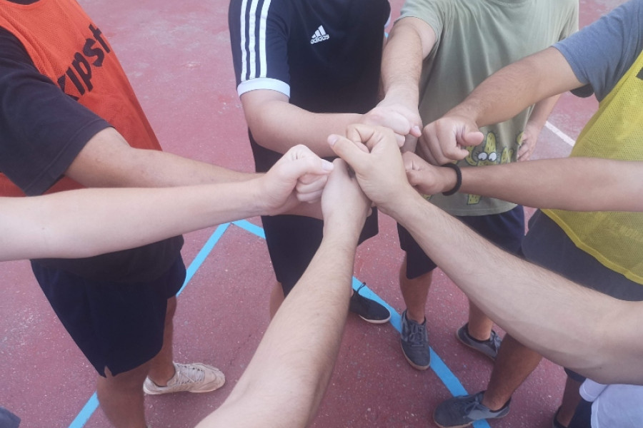 Las personas jóvenes de la residencia ‘Mariano Ribera’ de Burjassot (Valencia) inician una nueva edición de la escuela de baloncesto de la Fundación Real Madrid