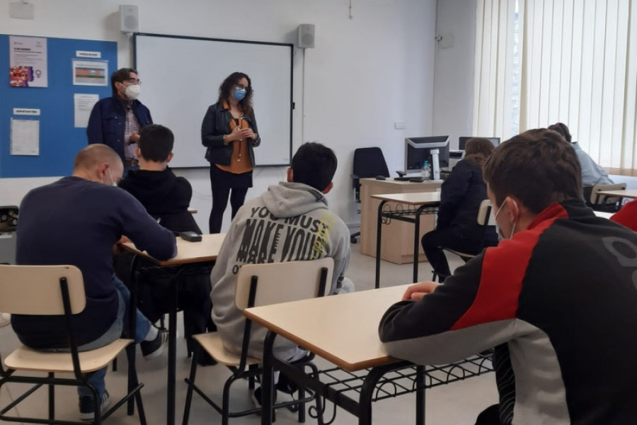 Las personas menores atendidas en el centro ‘Monteledo’ de Ourense mejoran su empleabilidad con una actividad sobre Formación Profesional Dual. Fundación Diagrama. Galicia 2022.