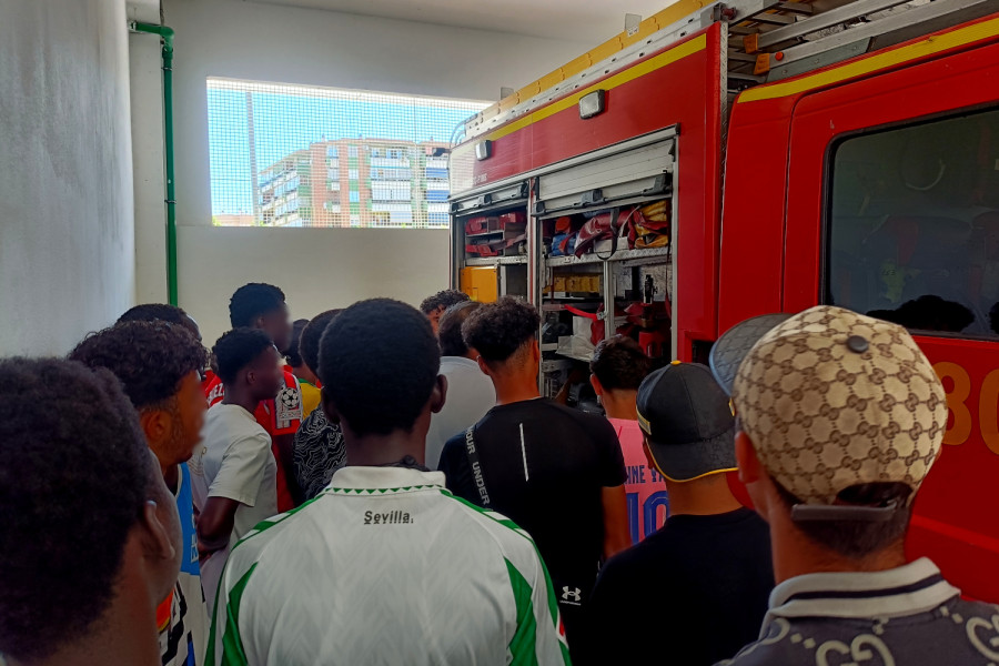 El Real Cuerpo de Bomberos de Málaga, referencia profesional para jóvenes del Programa Labora de Fundación Diagrama