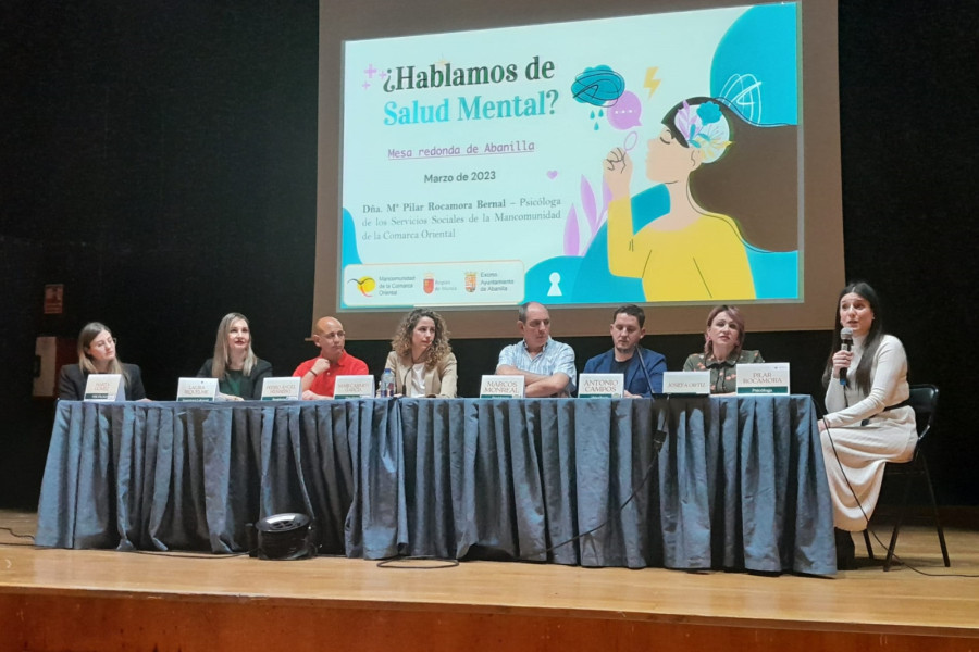 Participantes en la mesa redonda