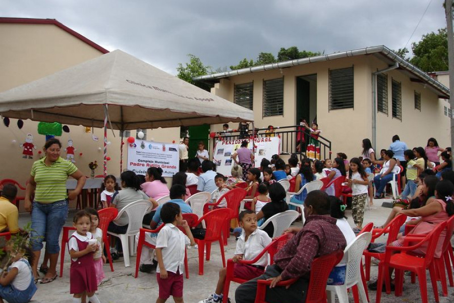 Funsalprodese, contraparte de Fundación Diagrama en El Salvador, inaugura el ‘Complejo Municipal Padre Rutillo Grande’ en Valle de Sol