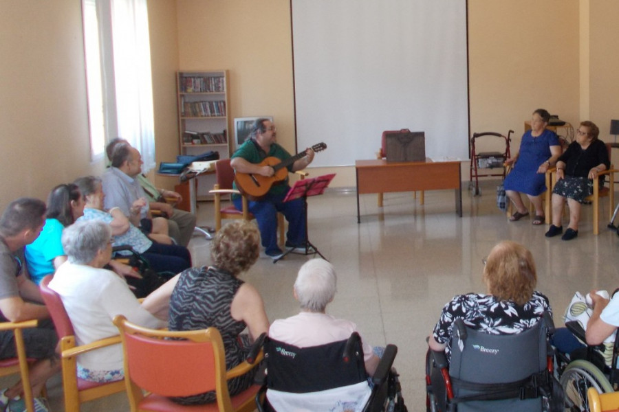 Taller de musicoterapia 2017. Residencia 'Nuevo Azahar' de Archena (Murcia).