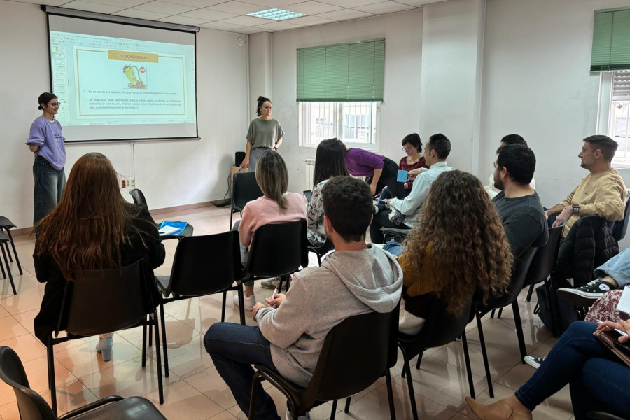 Sesión impartida a profesionales de la Fundación en Madrid