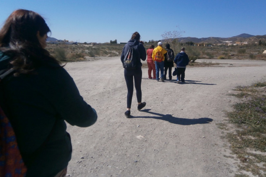 Las personas atendidas en el Centro de Día de Puerto Lumbreras participan en la Ruta del Agua. Fundación Diagrama 2018.