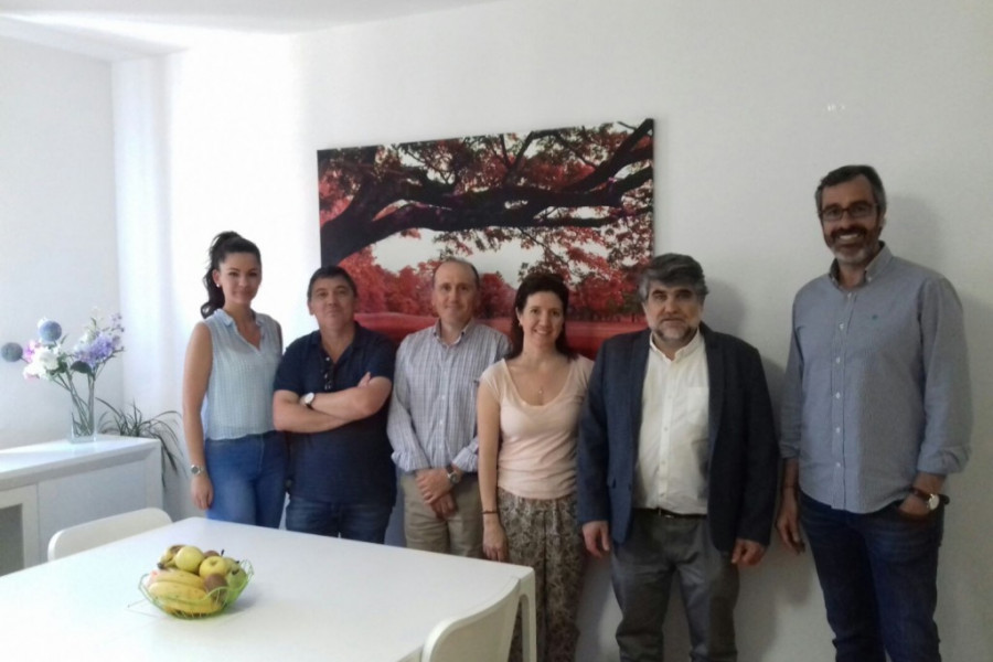 Visita de autoridades de la consejería de Bienestar Social. Hogar de convivencia de Toledo. Fundación Diagrama.