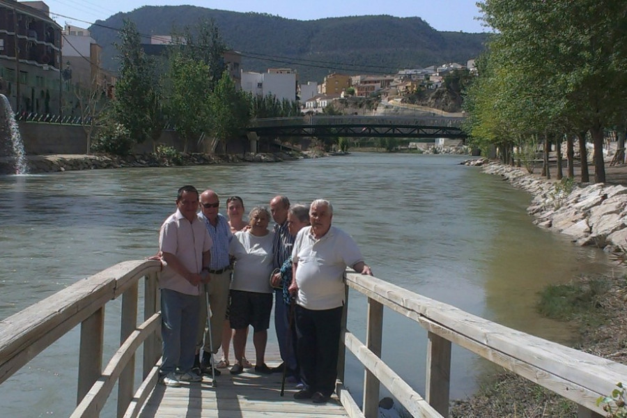 Las personas mayores de la residencia ‘Altavida’ de Abanilla (Murcia) conocen los monumentos y paisajes de Blanca