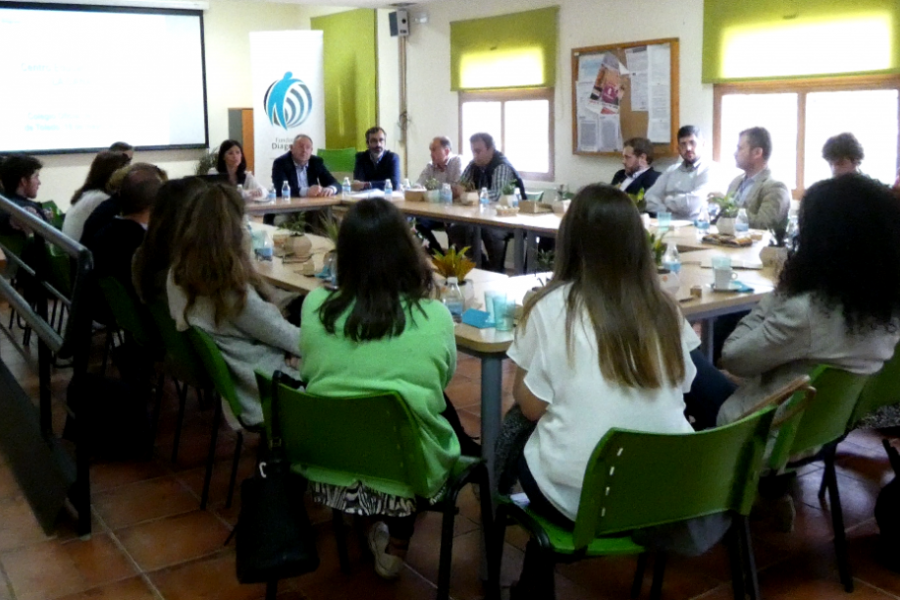 Los jóvenes del centro ‘La Cañada’ de Fernán Caballero (Ciudad Real) reciben la visita de miembros del Colegio Oficial de Abogados de Toledo. Fundación Diagrama. Castilla-La Mancha 2018. 