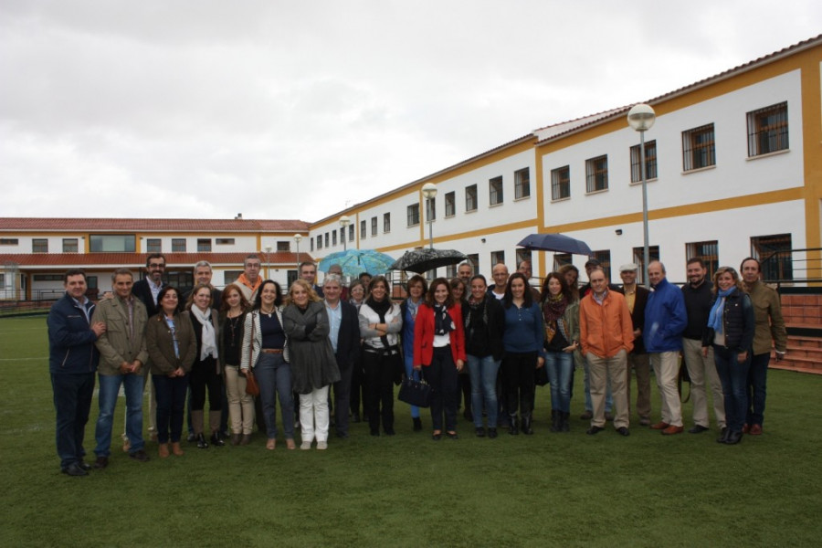 El equipo del centro ‘La Cañada’ de Fernán Caballero (Ciudad Real) muestra su labor formativa a la comunidad educativa de la provincia