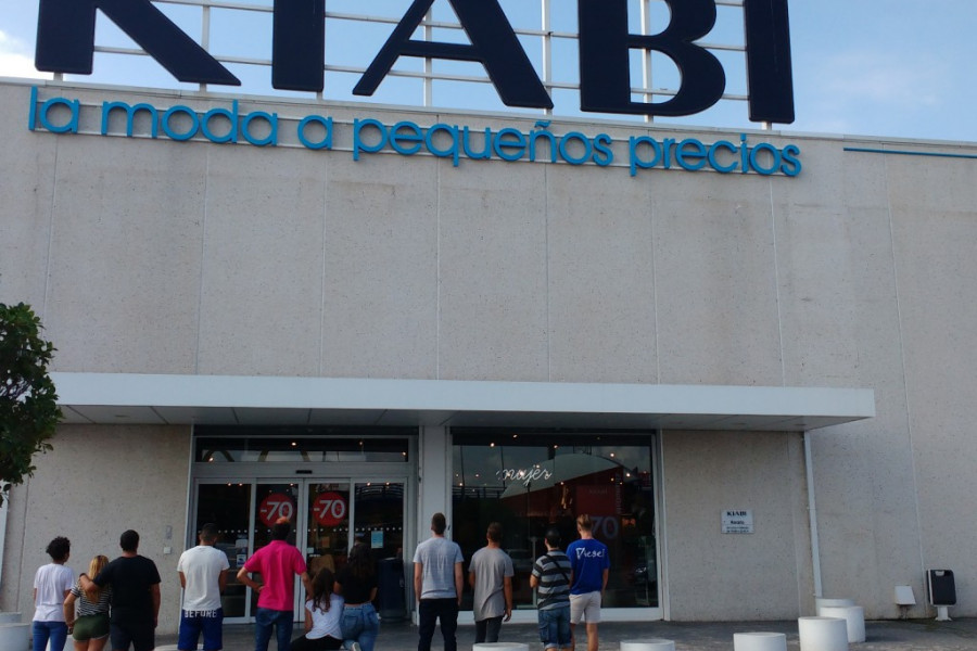 Visita a las instalaciones de la tienda Kiabi en Alfafar (Valencia). Comunidad Valenciana. Centros y programas de Fundación Diagrama. 2017
