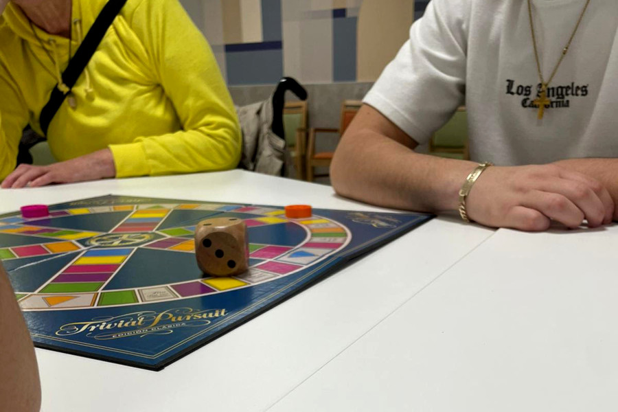 Niñas, niños y adolescentes del centro ‘Virgen de Valvanera’ realizan voluntariado intergeneracional 