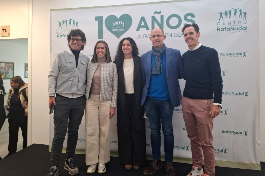 Profesionales de Fundación Diagrama en el X Aniversario del centro FRN en Palma