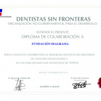 Diploma de colaboración por su contribución al Proyecto Dentistas Sin Fronteras 2013