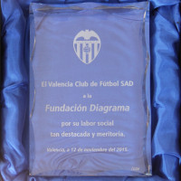 Placa de reconocimiento otorgada por el Valencia Club de Fútbol